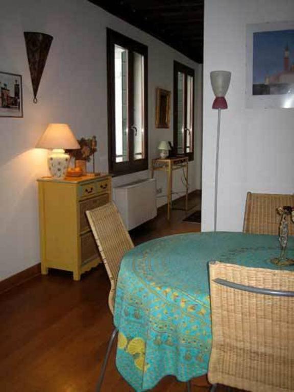Apartamento Palazzo Celsi Venecia Habitación foto